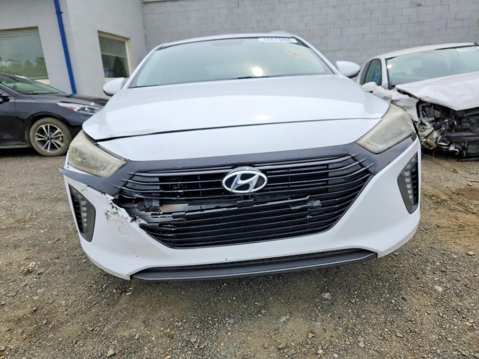 60673266 :رقم المزاد ، KMHC75LC1HU048327 vin ، 2017 Hyundai Ioniq مزاد بيع
