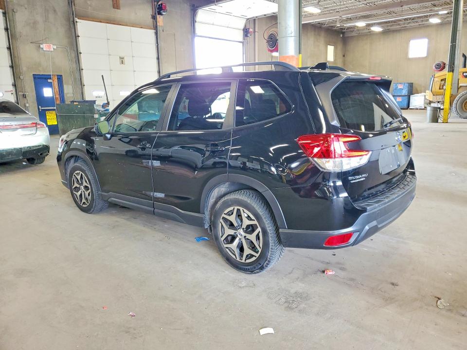 61559176 :رقم المزاد ، JF2SKAJC6LH410858 vin ، 2020 Subaru Forester مزاد بيع