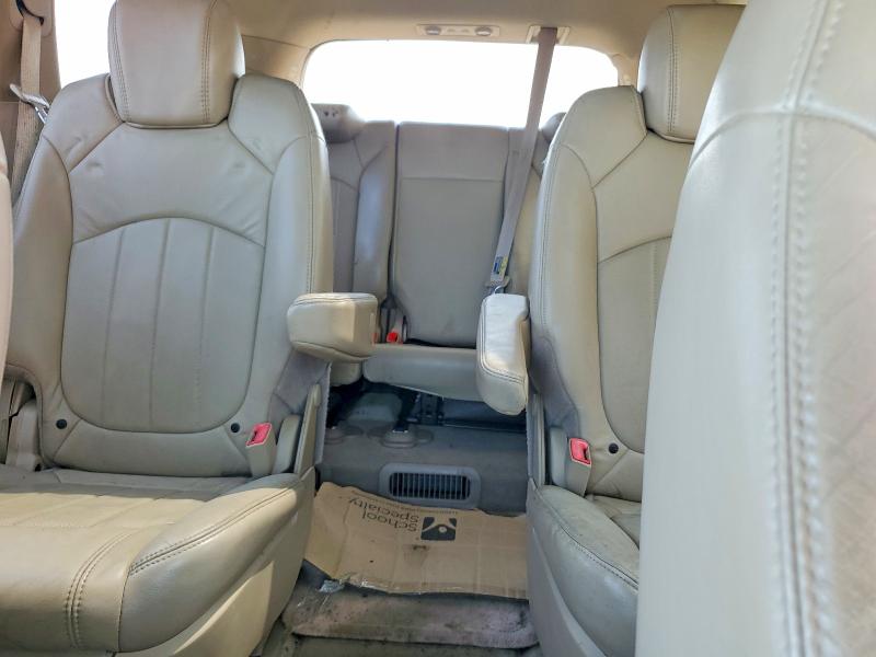 61783036 :رقم المزاد ، 5GAEV23788J275800 vin ، 2008 Buick Enclave مزاد بيع