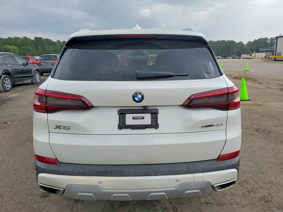 Продажа на аукционе авто 2021 Bmw X5, vin: 5UXCR6C04M9H81755, номер лота: 62459066