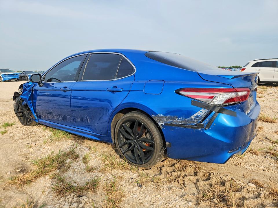 Продажа на аукционе авто 2018 Toyota Camry, vin: 4T1B61HK7JU058549, номер лота: 58494696
