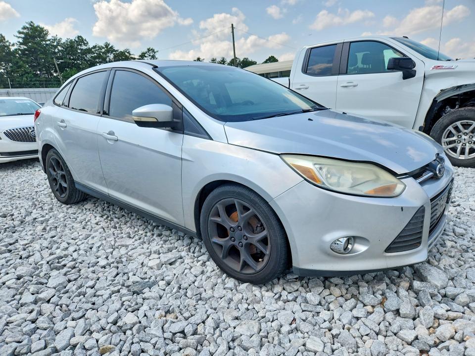 2013 Ford Focus მანქანა იყიდება აუქციონზე, vin: 1FADP3F25DL164832, აუქციონის ნომერი: 62613056