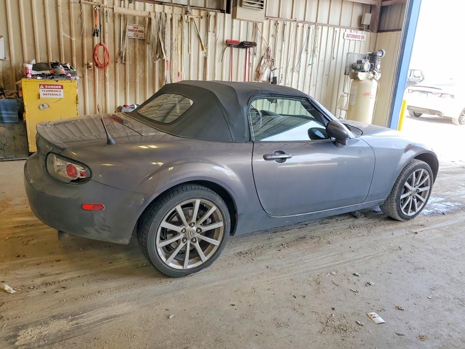 2006 Mazda Mx-5 Miata მანქანა იყიდება აუქციონზე, vin: JM1NC25F860110924, აუქციონის ნომერი: 63010556