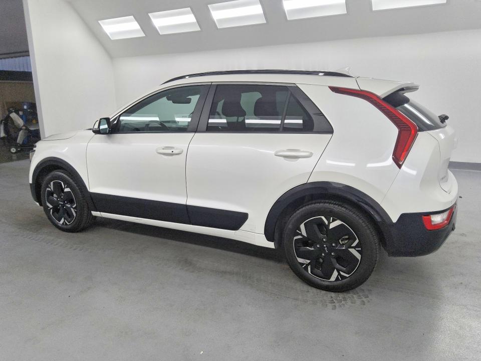 Продаж на аукціоні авто 2023 Kia Niro, vin: KNDCR3L15P5026048, номер лоту: 59896716