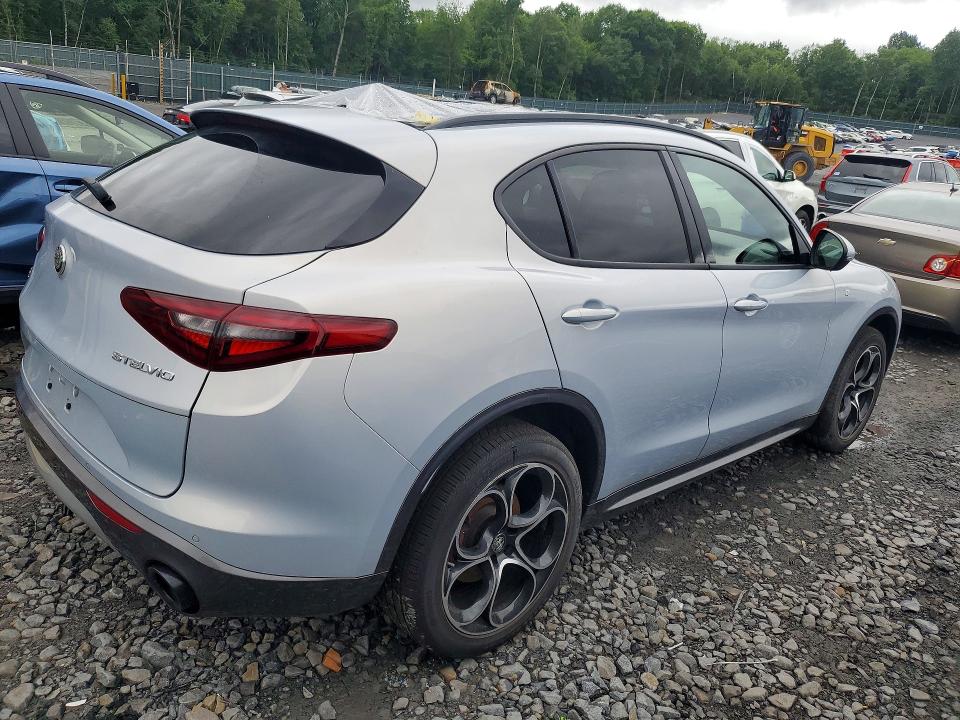 Продаж на аукціоні авто 2022 Alfa Romeo Stelvio, vin: ZASPAKBN1N7D33801, номер лоту: 73343685