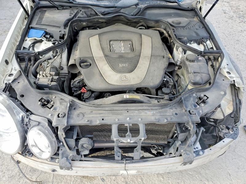 60256466 :رقم المزاد ، WDBUF87X18B307807 vin ، 2008 Mercedes-benz E مزاد بيع