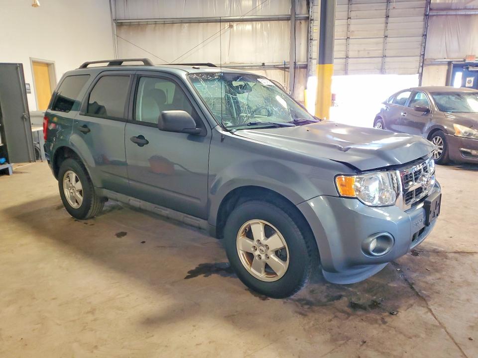 63137816 :رقم المزاد ، 1FMCU0D78CKC12769 vin ، 2012 Ford Escape مزاد بيع