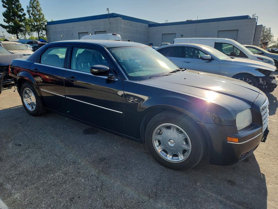2006 Chrysler 300 მანქანა იყიდება აუქციონზე, vin: 2C3KA53G36H483357, აუქციონის ნომერი: 61160316