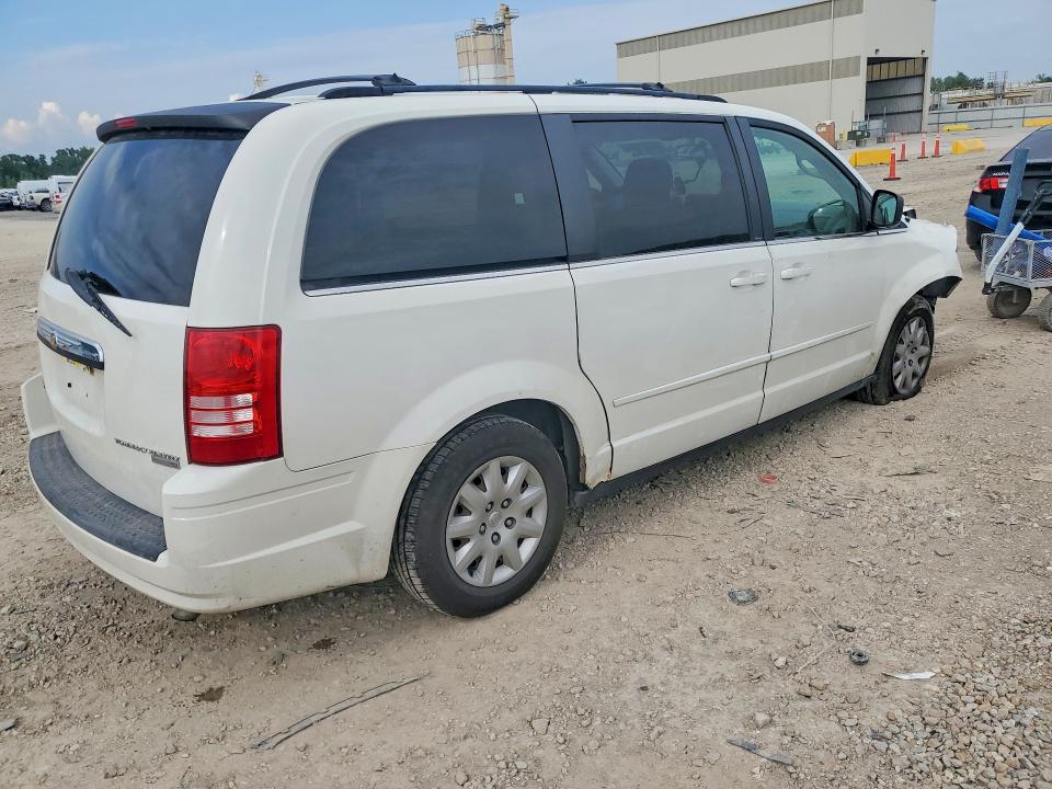 63037306 :رقم المزاد ، 2A4RR4DE0AR169771 vin ، 2010 Chrysler Town & Country مزاد بيع