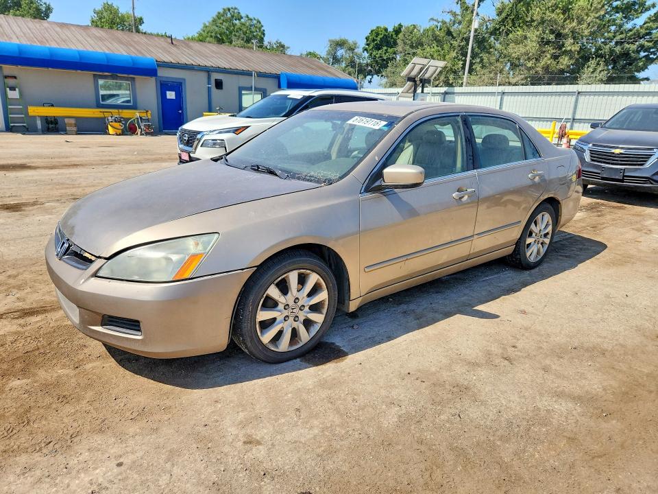 61619116 :رقم المزاد ، 1HGCM66507A031648 vin ، 2007 Honda Accord مزاد بيع