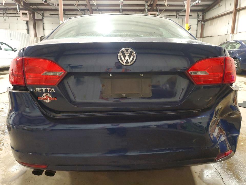 2013 Volkswagen Jetta მანქანა იყიდება აუქციონზე, vin: 3VW2K7AJ7DM451235, აუქციონის ნომერი: 61695126