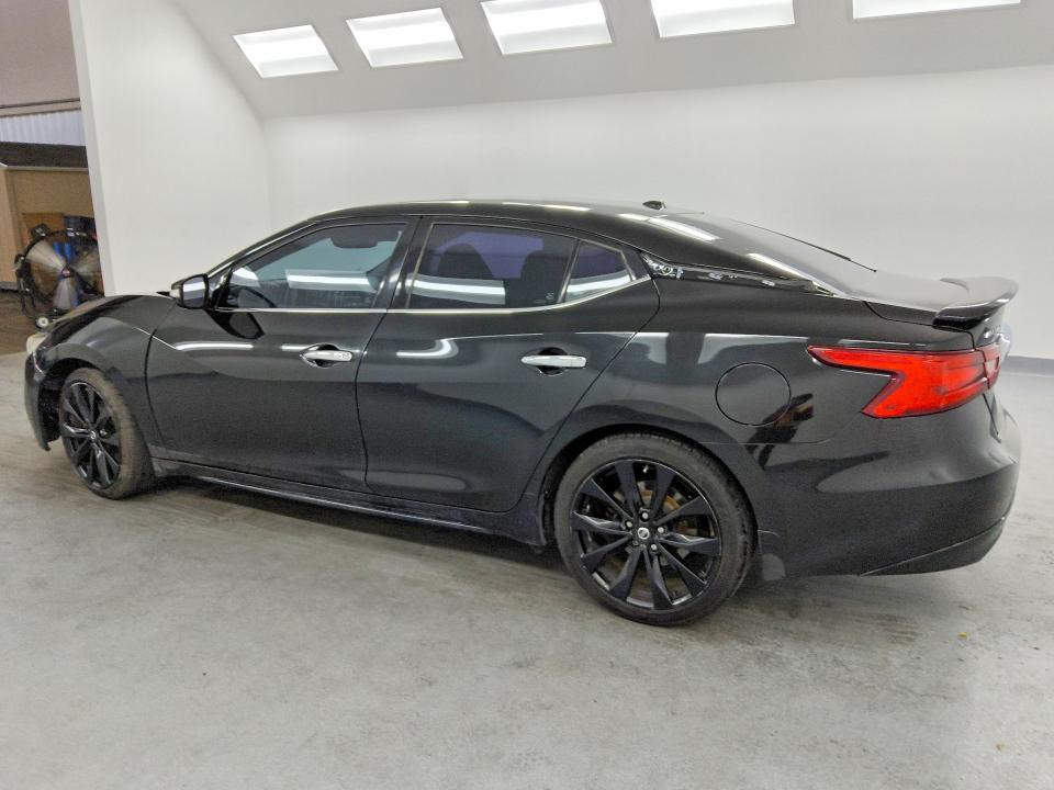 85995185 :رقم المزاد ، 1N4AA6AP5HC410132 vin ، 2017 Nissan Maxima مزاد بيع