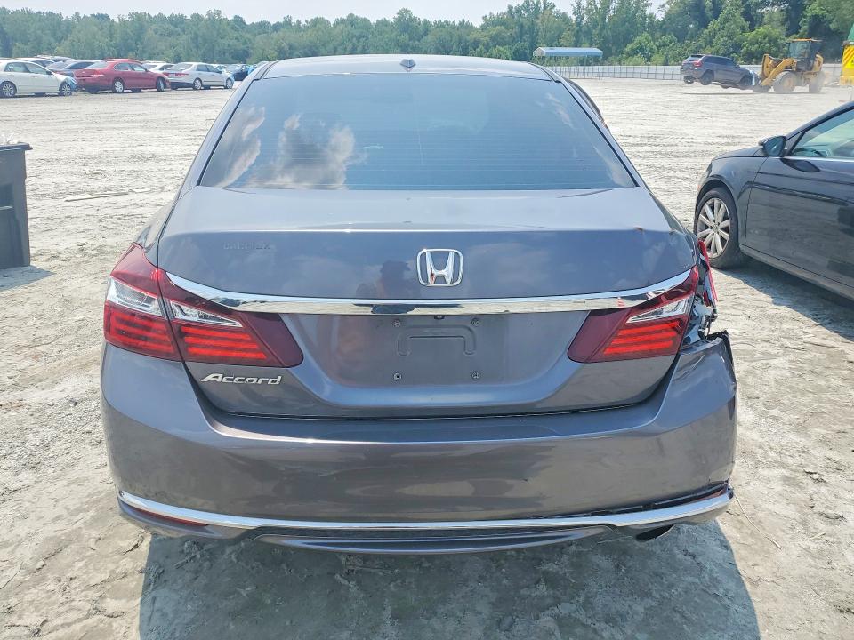 62516846 :رقم المزاد ، 1HGCR2F8XHA191705 vin ، 2017 Honda Accord مزاد بيع