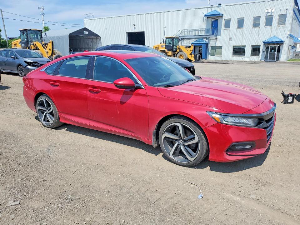 58806526 :رقم المزاد ، 1HGCV1E30JA801676 vin ، 2018 Honda Accord مزاد بيع