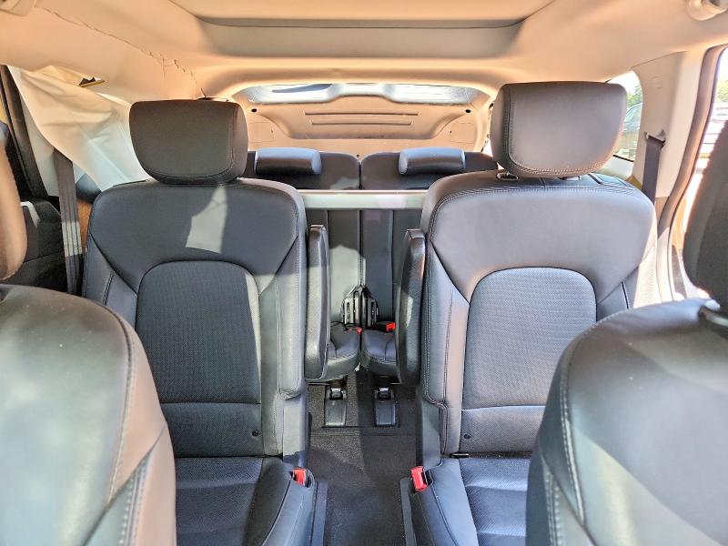 62585246 :رقم المزاد ، KM8SR4HF5HU209023 vin ، 2017 Hyundai Santa Fe مزاد بيع