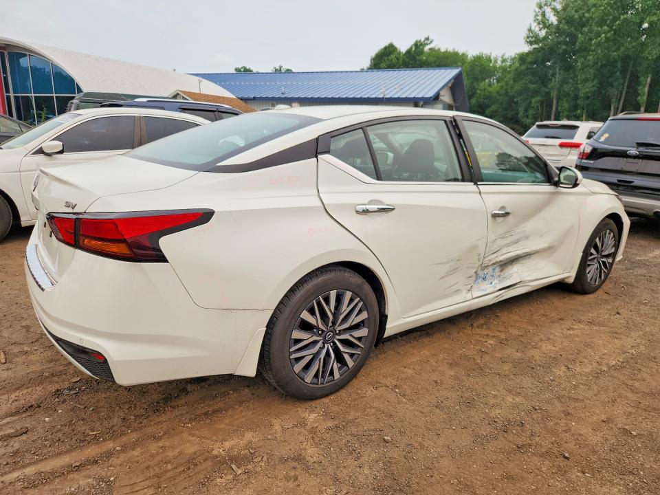 60735466 :رقم المزاد ، 1N4BL4DV8PN397537 vin ، 2023 Nissan Altima مزاد بيع