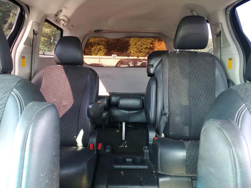 61028356 :رقم المزاد ، 5TDXK3DC8ES458999 vin ، 2014 Toyota Sienna مزاد بيع