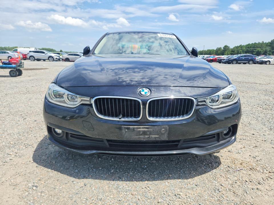 2018 Bmw 320 მანქანა იყიდება აუქციონზე, vin: WBA8A9C58JAH12487, აუქციონის ნომერი: 61687796