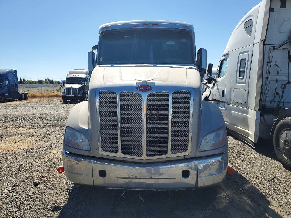 75640335 :رقم المزاد ، 1XPBDP9X9LD609881 vin ، 2020 Peterbilt 579 مزاد بيع