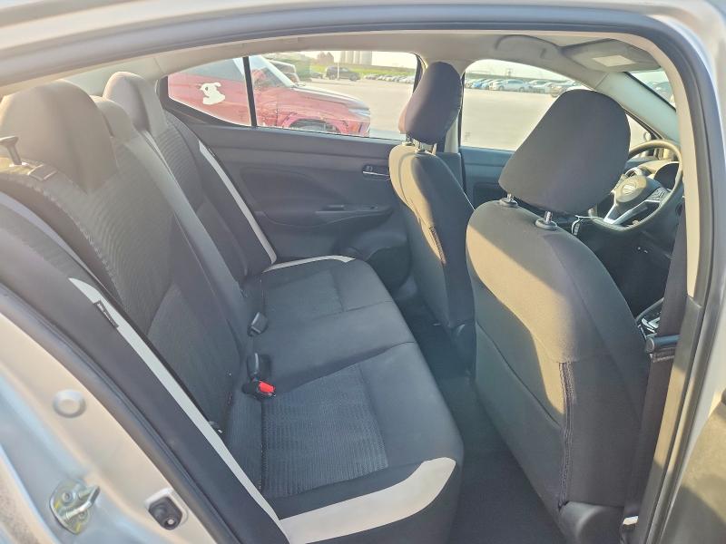 62517396 :رقم المزاد ، 3N1CN8EV7ML845344 vin ، 2021 Nissan Versa مزاد بيع