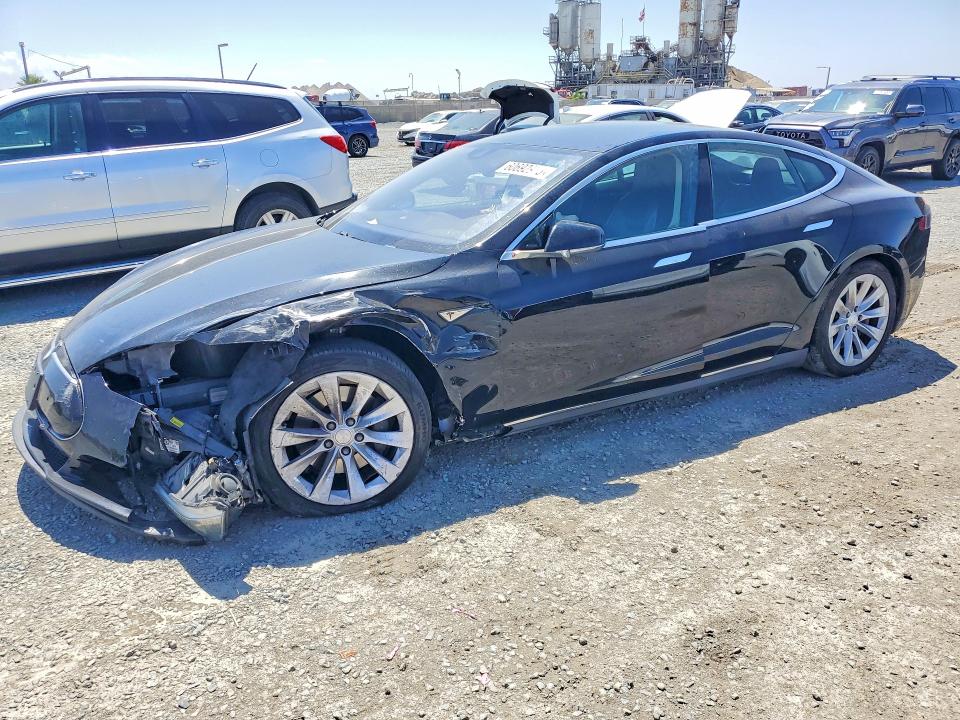 Продажа на аукционе авто 2016 Tesla Model S, vin: 5YJSA1E10GF129073, номер лота: 60692916