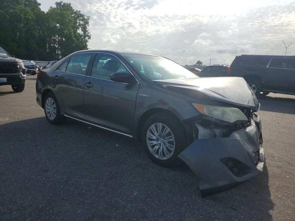 62131586 :رقم المزاد ، 4T1BD1FKXDU087850 vin ، 2013 Toyota Camry Hybrid مزاد بيع