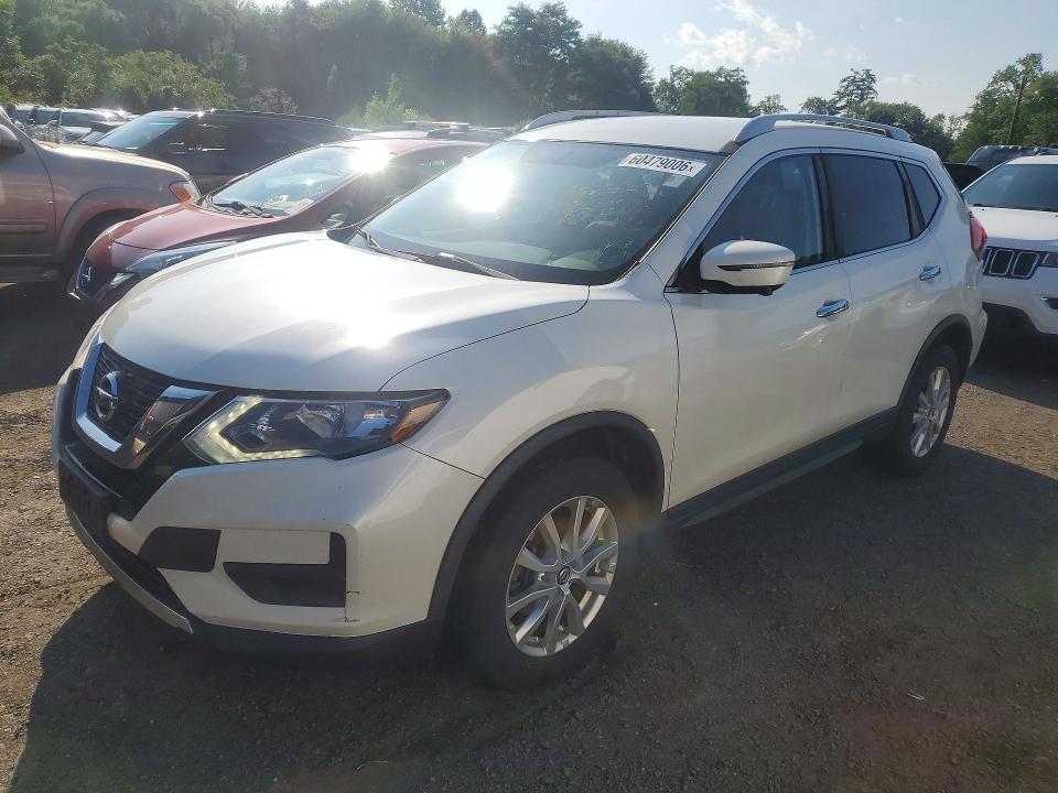 2017 Nissan Rogue მანქანა იყიდება აუქციონზე, vin: JN8AT2MV5HW255902, აუქციონის ნომერი: 60479006
