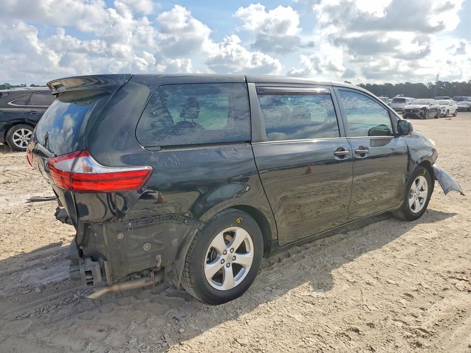 2015 Toyota Sienna მანქანა იყიდება აუქციონზე, vin: 5TDZK3DCXFS528058, აუქციონის ნომერი: 60019216