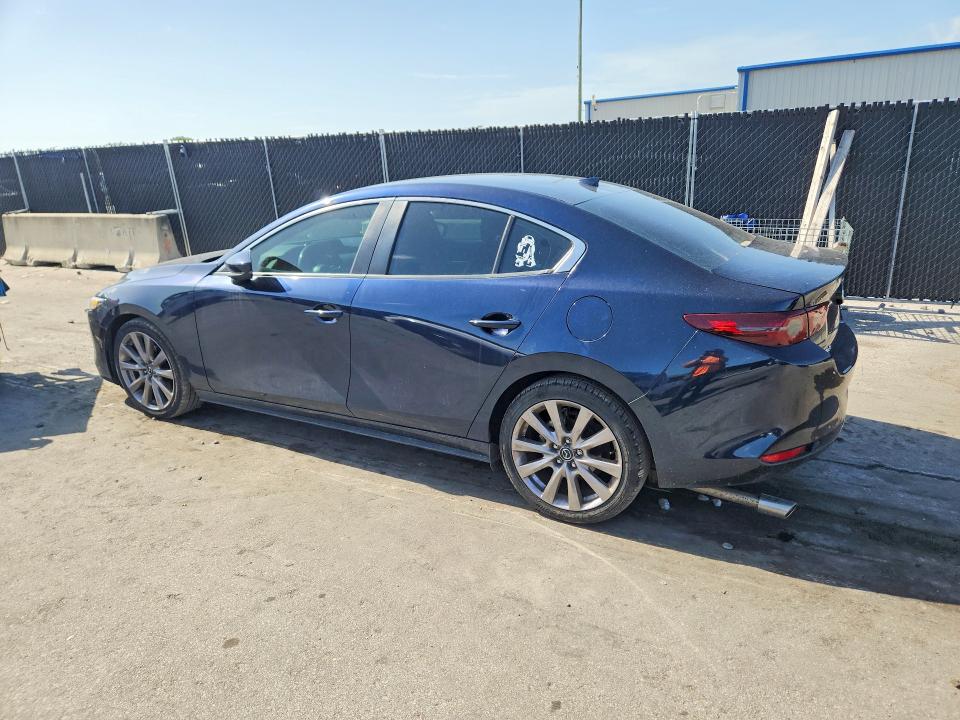 61753946 :رقم المزاد ، 3MZBPBDM6LM132322 vin ، 2020 Mazda 3 مزاد بيع