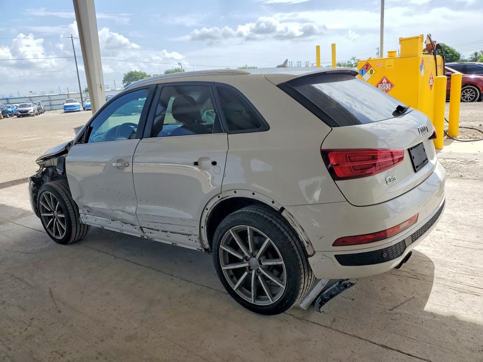 2018 Audi Q3 მანქანა იყიდება აუქციონზე, vin: WA1BCCFS5JR023727, აუქციონის ნომერი: 61384606