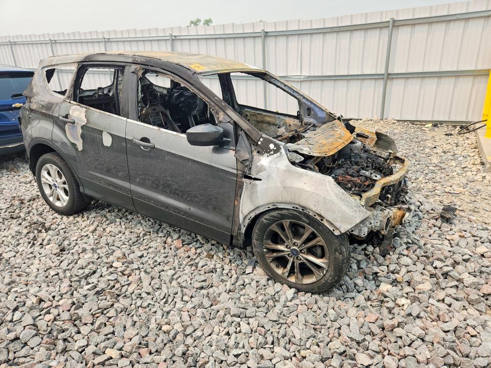 Aukcja sprzedaży 2017 Ford Escape, vin: 1FMCU0GDXHUE03316, numer aukcji: 61066186