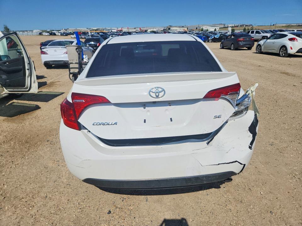 Продажа на аукционе авто 2018 Toyota Corolla, vin: 2T1BURHE9JC972513, номер лота: 60495766