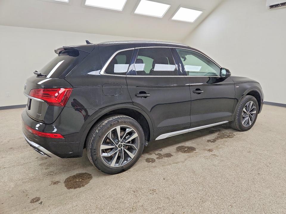 61014836 :رقم المزاد ، WA1EAAFY5R2064374 vin ، 2024 Audi Q5 مزاد بيع