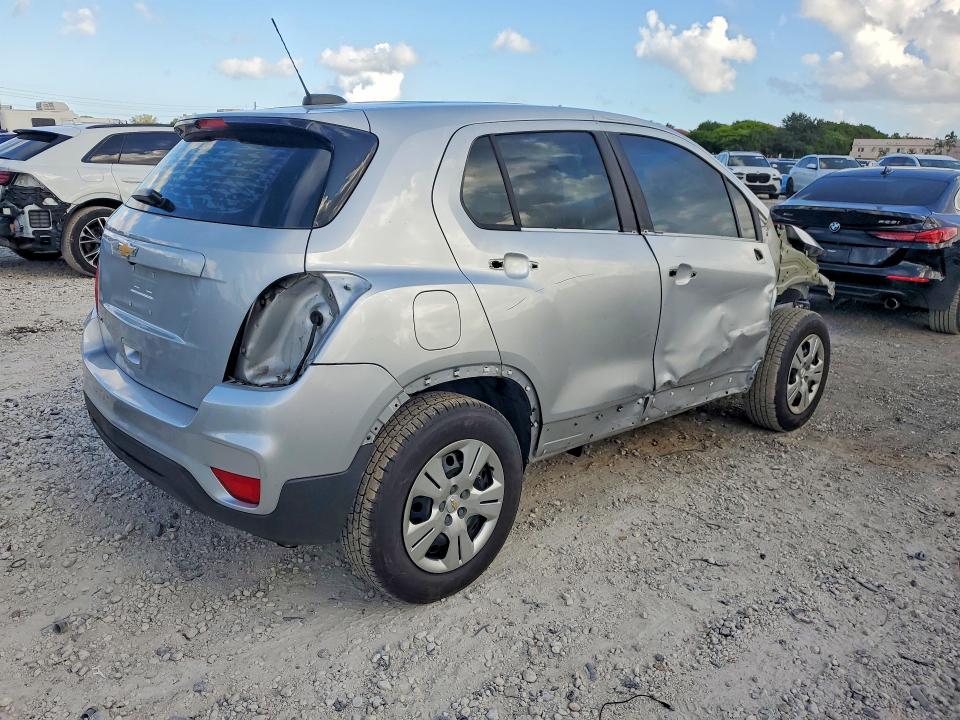 2018 Chevrolet Trax მანქანა იყიდება აუქციონზე, vin: 3GNCJKSB8JL260582, აუქციონის ნომერი: 62394796