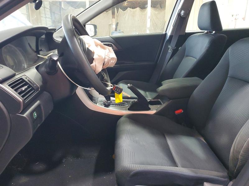 62688576 :رقم المزاد ، 1HGCR2F38FA041576 vin ، 2015 Honda Accord مزاد بيع