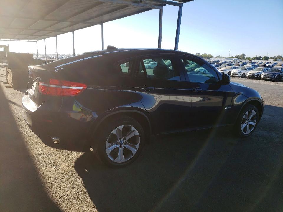 62697646 :رقم المزاد ، 5UXFG2C53BLX05271 vin ، 2011 Bmw X6 مزاد بيع