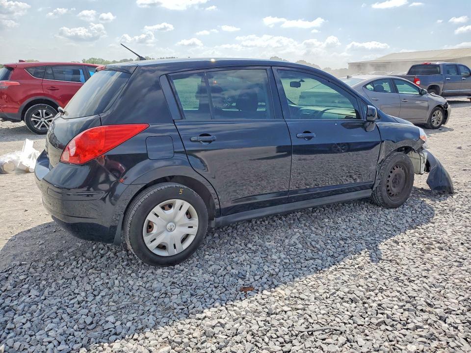 59600896 :رقم المزاد ، 3N1BC1CP0BL390735 vin ، 2011 Nissan Versa مزاد بيع