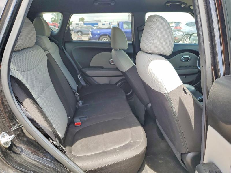 62238346 :رقم المزاد ، KNDJN2A27H7885480 vin ، 2017 Kia Soul مزاد بيع