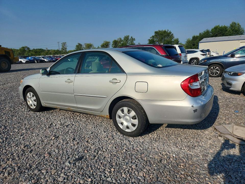 62630046 :رقم المزاد ، 4T1BE32K92U049828 vin ، 2002 Toyota Camry مزاد بيع