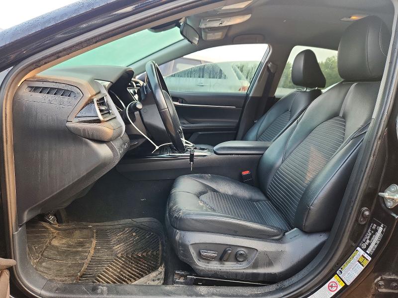 60155876 :رقم المزاد ، 4T1B11HK6KU227556 vin ، 2019 Toyota Camry مزاد بيع
