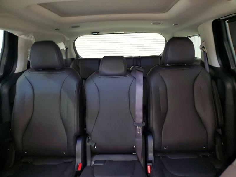 Aukcja sprzedaży 2026 Kia Carnival Hybrid, vin: KNDNE5KA8T6117840, numer aukcji: 60444766