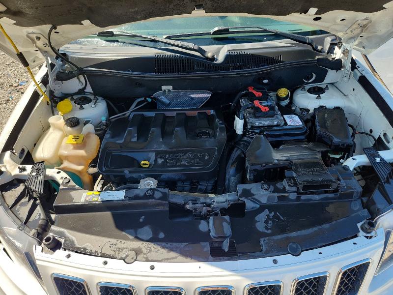 60864976 :رقم المزاد ، 1C4NJCBB9ED666924 vin ، 2014 Jeep Compass مزاد بيع