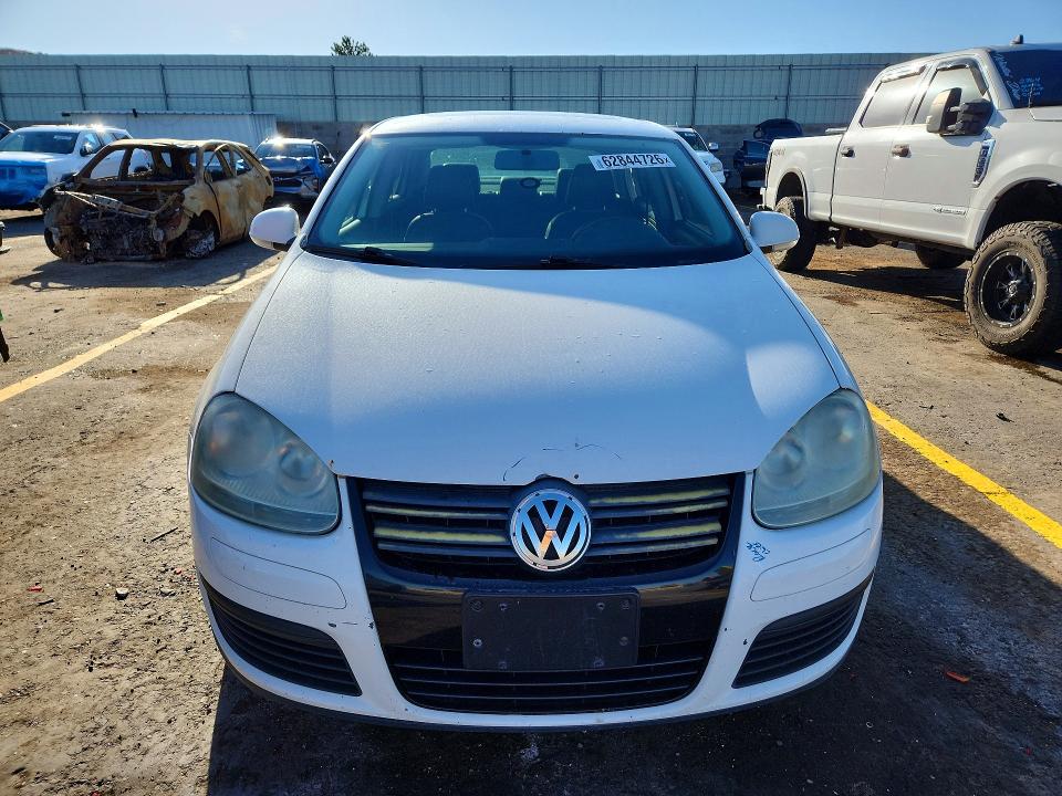Продаж на аукціоні авто 2010 Volkswagen Jetta, vin: 3VWRJ7AJ1AM015199, номер лоту: 62844726