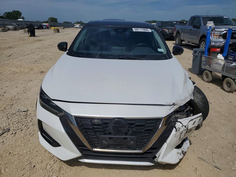 59111006 :رقم المزاد ، 3N1AB8DV5NY226831 vin ، 2022 Nissan Sentra مزاد بيع