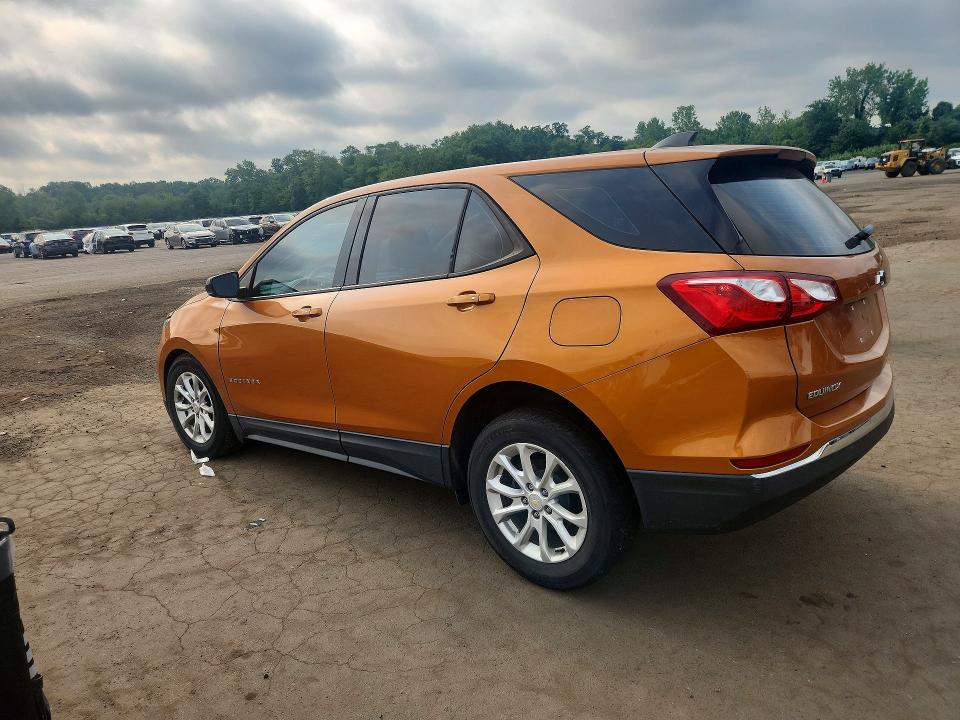 Продажа на аукционе авто 2018 Chevrolet Equinox, vin: 2GNAXREV0J6126285, номер лота: 63073416