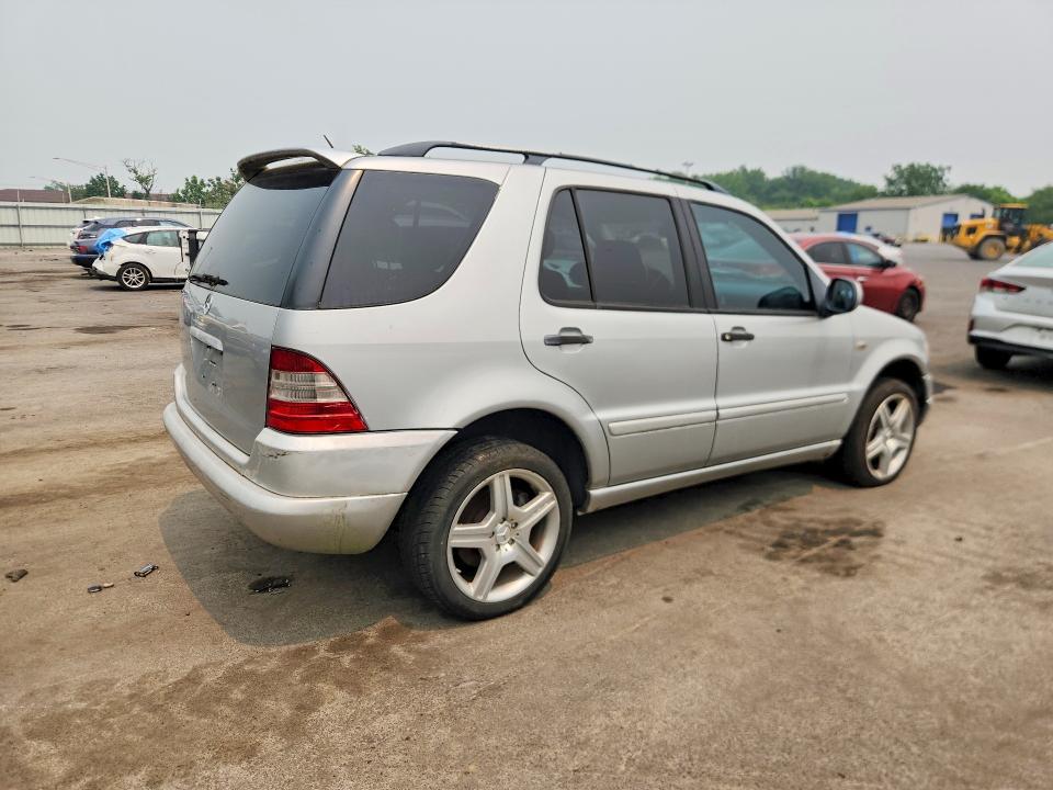 2001 Mercedes-benz Ml მანქანა იყიდება აუქციონზე, vin: 4JGAB72E51A266346, აუქციონის ნომერი: 61173736