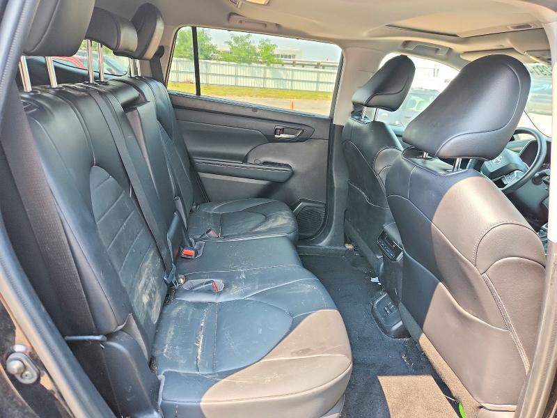 2022 Toyota Highlander მანქანა იყიდება აუქციონზე, vin: 5TDGZRBH3NS220572, აუქციონის ნომერი: 62914616