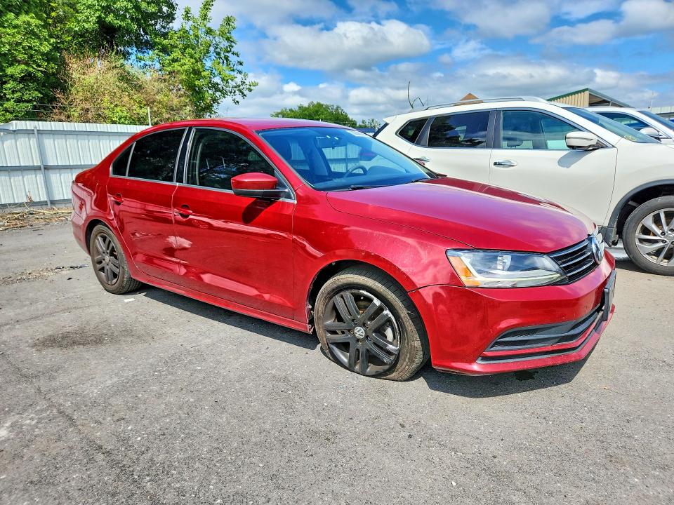 62668326 :رقم المزاد ، 3VW2B7AJ1HM223088 vin ، 2017 Volkswagen Jetta مزاد بيع