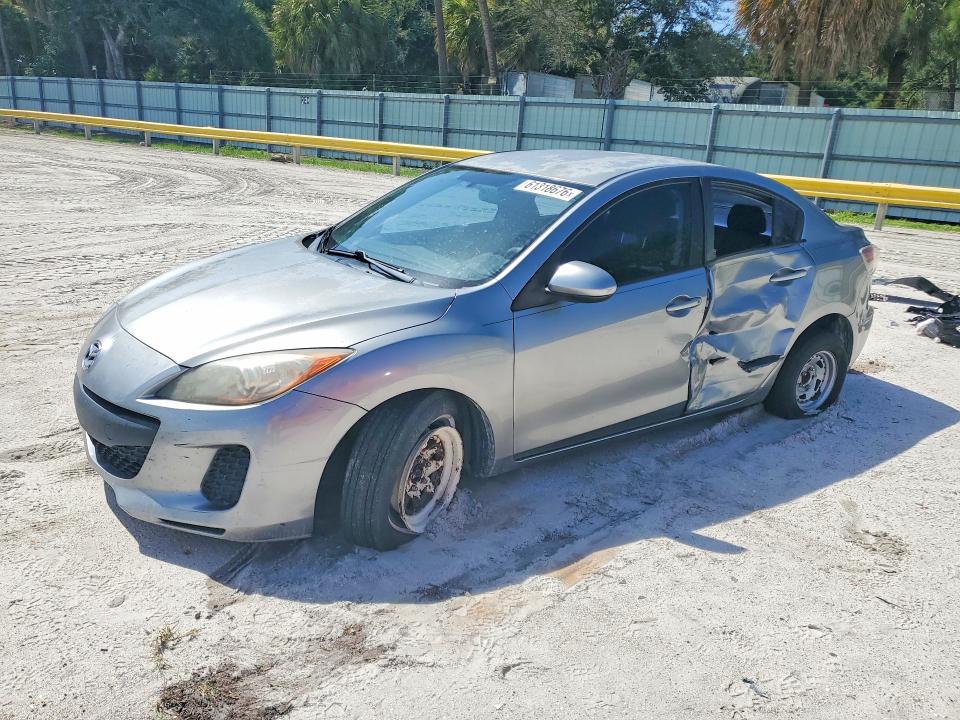 61318676 :رقم المزاد ، JM1BL1UF7C1536365 vin ، 2012 Mazda 3 مزاد بيع