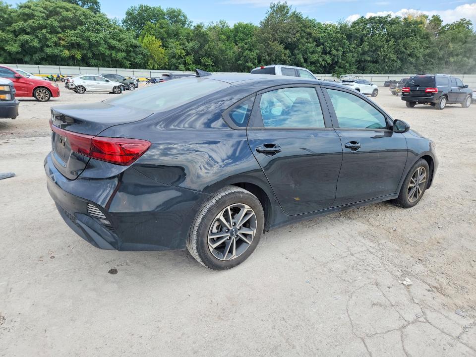 2024 Kia Forte მანქანა იყიდება აუქციონზე, vin: 3KPF24AD3RE813561, აუქციონის ნომერი: 63254786